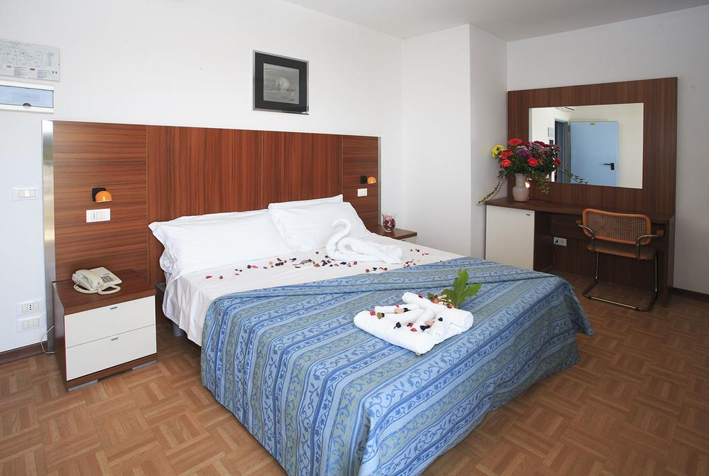 Hotel Aspe Bibione Extérieur photo